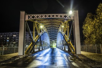 Waasenbrücke, illuminated bridge, night shot, Leoben, Styria, Austria