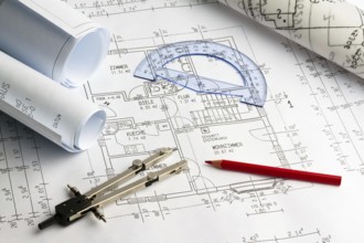 Architect's plan for a detached house Zirkel Rotstift
