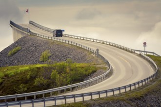 Storseisundet Bridge (Norwegian: Storseisundbrua) : Atlantic Highway (Atlanterhavsveien) . It