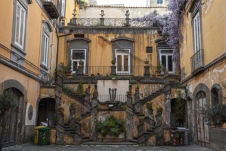 Beautiful classic residential house in the historic center of Naples, Italy