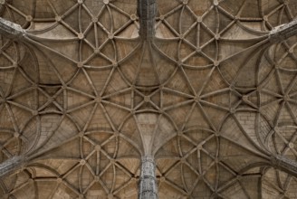 Hieronymus monastery, church, vaults with pillars, St., Sankt, Saint