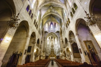 Iglesia de Nostra Senyora dels Dolors, siglo XIX, obra de Josep Barcelo i Runggaldier y Gaspar