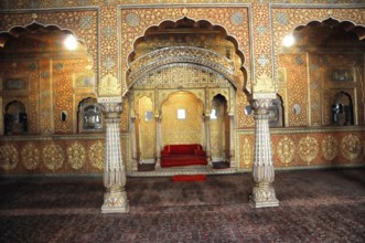 City palace in the fort of Jaisalmer, Rajasthan, India, Asia, A splendidly decorated room with