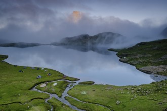 Gentau lake, Ayous lakes tour, Pyrenees National Park, Pyrenees Atlantiques, France