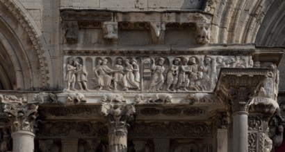 Frankr St-Gilles-du-Gard Abbey Church 60049 Frieze between the northern and central west portal