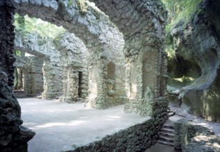 Sanspareil, rock garden/ nature theatre
