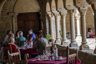 Cloister of the former cathedral of San Vicente, Roda de Isábena, Isábena Valley, Huesca, Spain
