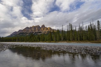 Beautifull sunset under Castle Mountain