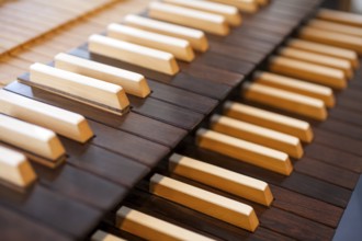 Keyboard of a pipe organ