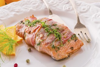 Salmon in the bacon coat