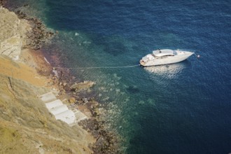 An image of a boat in the ocean