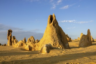 An image of the beautiful Pinnacles Desert in western Australia