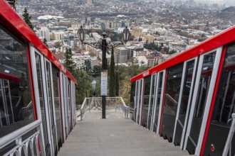 Funicular in Tbilisi at the intermediate station