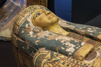 Anthropomorphic mummy coffin of Anet, wood, Deir el-Medina, 20 Dynasty, painting detail, Gregorian