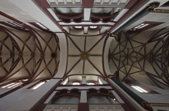 Vault in the crossing, St., Saint, Saint