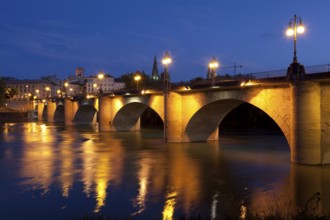 Puente de piedra, Logroño, La Rioja, Spain