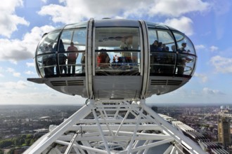 London Eye Ferris wheel, Thames, cloudy sky, London, London, region, close-up, Thames, London, view