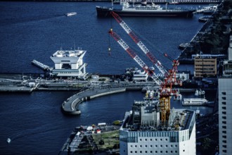Cityscape seen from the Yokohama Landmark Tower. Shooting Location: Yokohama-city kanagawa