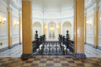 Summer day and an interesting excursion to the Gatchina Palace