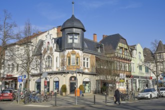 Paul-Emisch-Haus, residential and commercial building, Curtiusstraße, Lichterfelde,