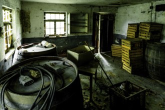 Abandoned places such as factories, farmhouses, shops, houses, facilities and clinics in Germany