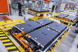 Mercedes-Benz subsidiary ACCUMOTIVE is setting a major milestone in Kamenz with the series