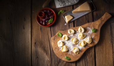 Delicious tortellini di formaggio with a cheese and pepper filling