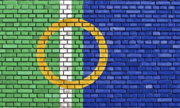 Flag of Calne painted on brick wall