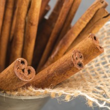 Cinnamon sticks