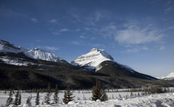 Rocky Mountains in Winter Canada Icefields Parkway