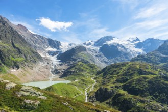 The Susten Pass links the Reuss Valley at the foot of the Gotthard Mountain with the Hasli Valley