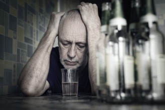 A desperate man falls into depression and becomes alcoholic and miserable. His addiction leads him