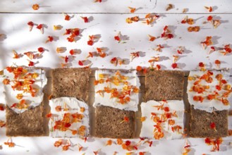 Sandwiches made from bread and cheese to the smell of spring