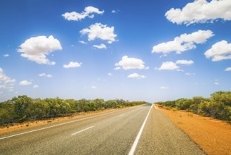 An image of a nice road to the horizon