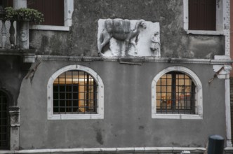 Italy Venice Palazzo Mastelli -439 early Gothic built in the 14th century above the plinth on the