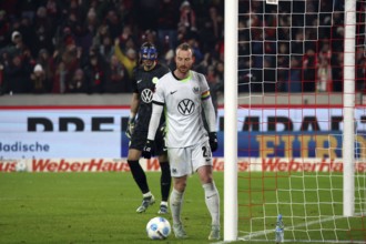 Maximilian Arnold (VfL Wolfsburg) at the 1st FBL match: 24-25: 1st FBL: 24-25: 5th Sptg. SC