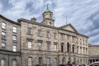 Rotunda Hospital, Dublin, Ireland is the oldest continuously operating maternity hospital in the