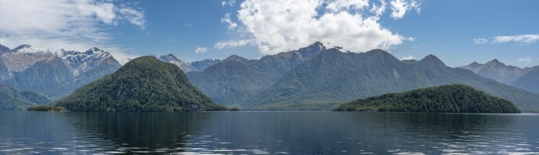 Beautiful mountain landscape surrounding lake Te Anau, South Island of New Zealand