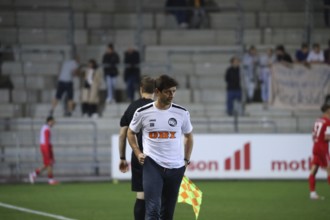 Coach Dennis Bührer (Bahlinger SC) on the touchline at the match of the Soccer-RL SW 24-25: 9.