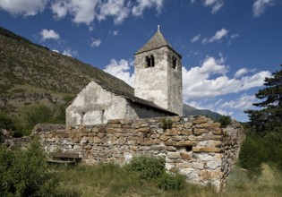 Italy S-Tyrol Laas St Sisinius behind the cemetery wall v SW, St, Sankt, Saint