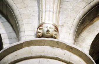 Console figure, St., Saint, Saint