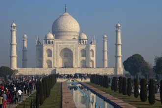 Taj Mahal, the mausoleum built for Mumtaz Mahal by her husband, the Mughal emperor Shah Jahan.