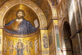 Lavish interior of the Cathedral of Santa Maria Nuova. Monreale, Sicily. Italy