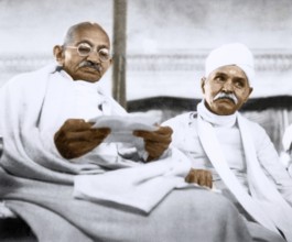 Mahatma Gandhi and Madan Mohan Malaviya Banaras Hindu University, Uttar Pradesh, India, Asia,