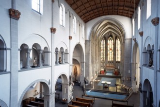 View to the east, St., Sankt, Saint