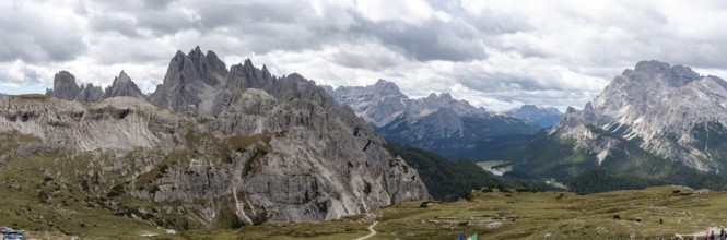 Scenic wild alpine landscape around the 3 Zinnen mountains, the dolomites in South Tirol