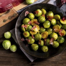 Honey caramelized brussels sprouts with ham