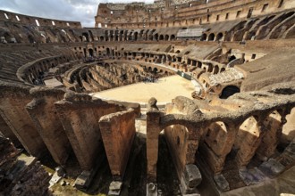 A picture of the amazing colosseum in Rome