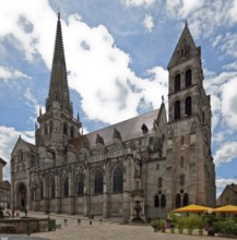 Autun, Cathedral St-Lazare, begun 1120, north side, St, Saint, Saint