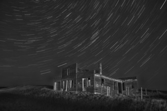 Star Trails Night Photography Saskatchewan Canada dark